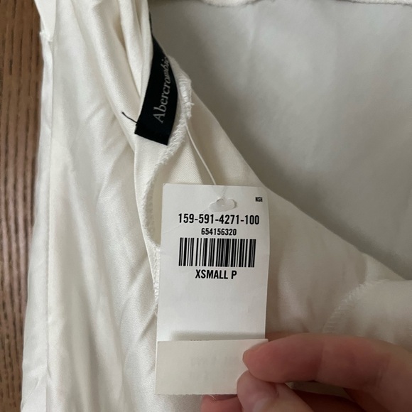 Abercombie satin cowl back midi dress - Picture 6 of 6